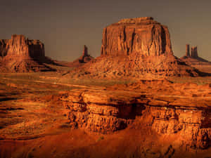 Majestic Scenery Of Monument Valley Navajo Tribal Park Wallpaper