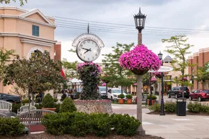 Majestic Sunset Over Rochester Skyline Wallpaper