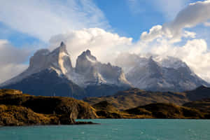 Majestic_ Torres_ Del_ Paine_ Peaks Wallpaper