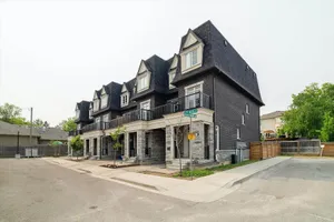 Majestic Twilight View At Richmond Hill, Canada Wallpaper