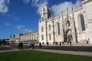 Majestic View Of Mosteiro Dos Jeronimos Wallpaper
