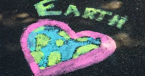 Majestic View Of Wintery Mountain Peaks Wallpaper