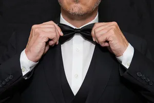 Make An Elegant Entrance At Your Next Black Tie Event Wallpaper