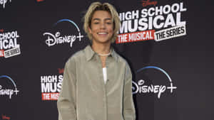 Malachi Barton At High School Musical Premiere Wallpaper