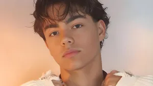 Malachi Barton Close Up Wallpaper