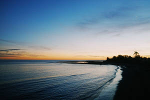 Malibu Dark Blue Night Sky Wallpaper