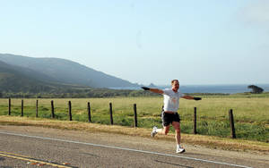 Man In Single Province Marathon Wallpaper