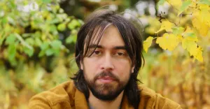 Manin Autumn Backdrop Wallpaper