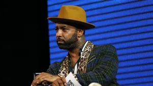 Manin Hatand Leopard Print Shirt Wallpaper