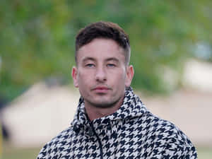 Manin Houndstooth Jacket Wallpaper