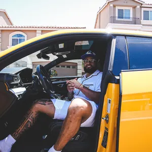 Manin Yellow Car Wallpaper