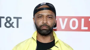 Manin Yellow Jacketat Event Wallpaper