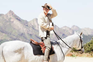 Manon Horseback Mountain Backdrop Wallpaper