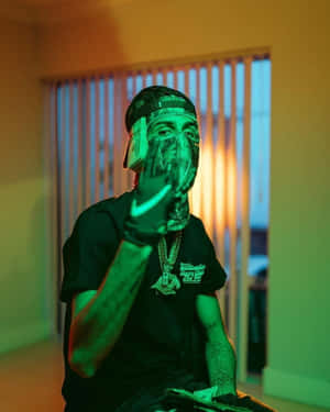 Manwith Green Lightand Money Wallpaper