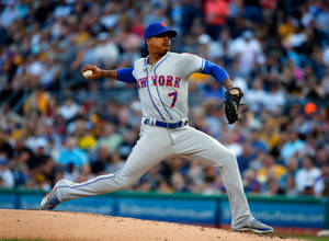 Marcus Stroman On Pitcher's Mound Wallpaper