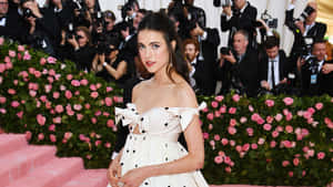 Margaret Qualley Elegant Event Wallpaper