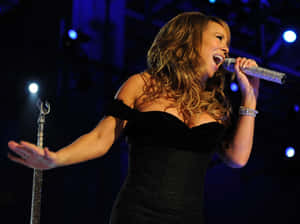 Mariah Carey Leads In Style Wallpaper