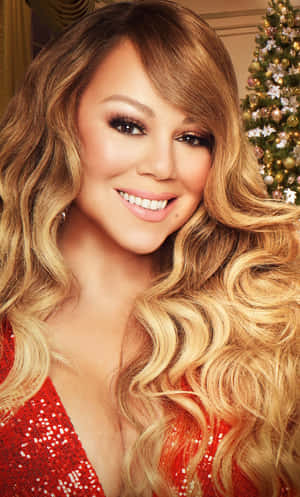 Mariah Carey Looks Imposingly Glamorous In Her Latest Photoshoot Wallpaper