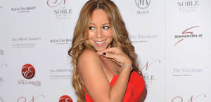 Mariah Carey Noble Gift Gala Wallpaper