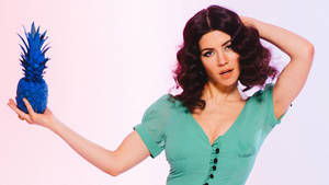 Marina And The Diamonds Pineapple Wallpaper