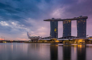 Marina Bay Sands Dark Clouds Evening Wallpaper