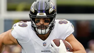 Mark Andrews Of Baltimore Ravens Team Wallpaper