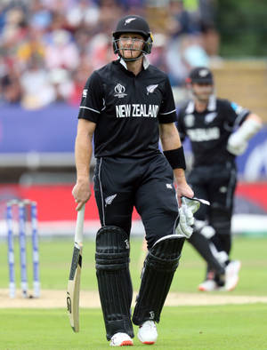 Martin Guptill On Cricket Grounds Wallpaper