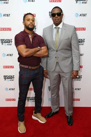 Master Pand Romeo Millerat Revolt Summit Wallpaper