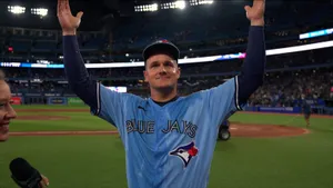 Matt Chapman Acknowledging Fans Wallpaper