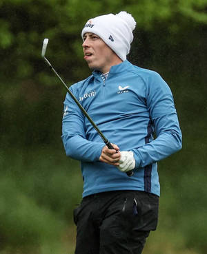 Matt Fitzpatrick Wearing White Bonnet Wallpaper