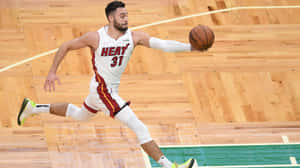 Max Strus Miami Heat Action Shot Wallpaper