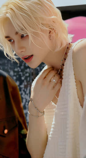 Maxident Blonde Style Wallpaper