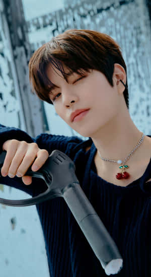 Maxident Stylish Portrait Wallpaper