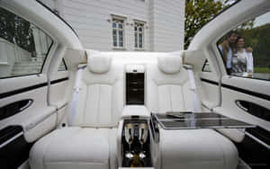 Maybach Landaulet Interior Luxury Wallpaper