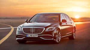 Maybach S600 Sunset Drive Wallpaper