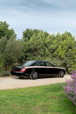 Maybach Zeppelin Parked Outdoors Wallpaper