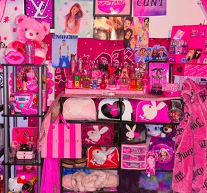 Mc Bling Aesthetic Room Decor Pink Vibes Wallpaper