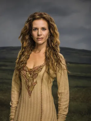 Medieval Inspired Portrait Jessalyn Gilsig Wallpaper