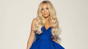 Megan Moroney Blue Dress Wallpaper