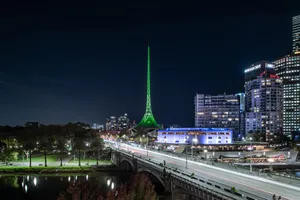 Melbourne Night Skylinewith Arts Centre Spire Wallpaper