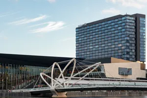 Melbourne South Wharf Seafarers Bridgeand Hilton Hotel Wallpaper