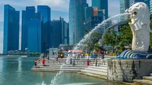Merlion Park Singapore Skyline Wallpaper