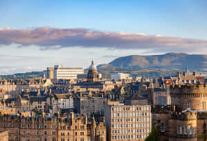 Mesmerizing Sunset At Edinburgh Castle Wallpaper