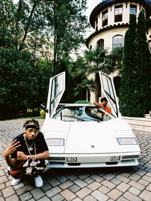 Metro Boomin Lamborghini Countach Mansion Wallpaper