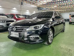 Mg 5 Sports Car Showcasing A Stunning Design And Luxurious Comfort Wallpaper