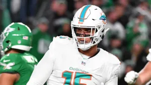 Miami Dolphins Player Action Shot Wallpaper