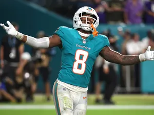 Miami Dolphins Player Celebration Wallpaper