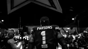 Micah Parsons In Action Wallpaper