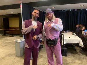 Michael Hayes - Elegance In Fuchsia Wallpaper