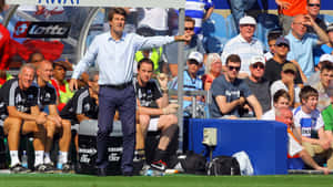 Michael Laudrup Instructing His Team Wallpaper